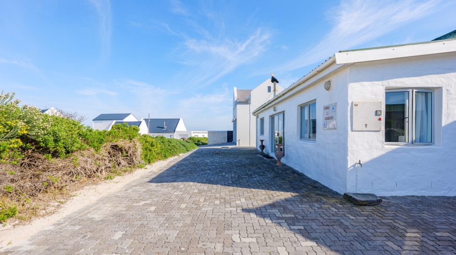 3 Bedroom Property for Sale in Suiderstrand Western Cape